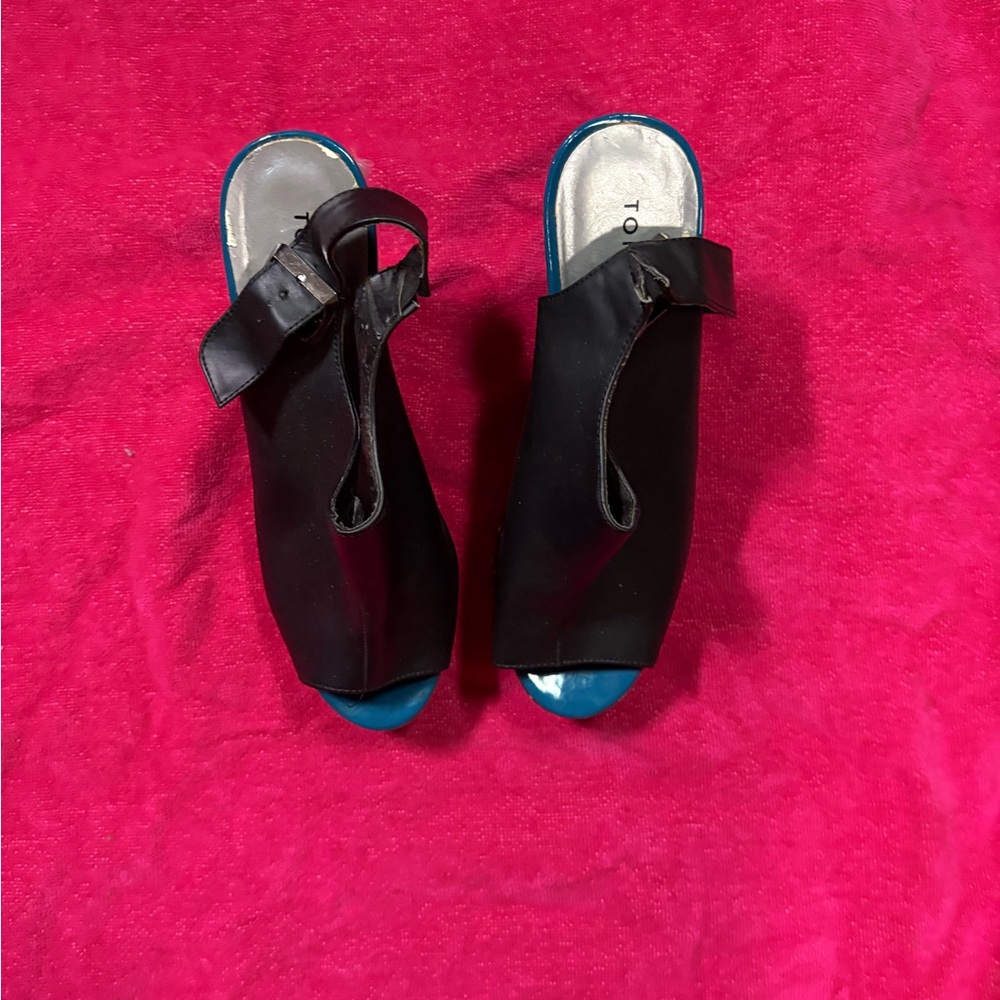 Chic Black and Blue Women's Wedges